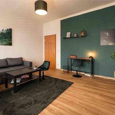 גרה Ferienwohnung Bali Style Mit High Speed Wlan Und Gratis Parkplatz מראה חיצוני תמונה
